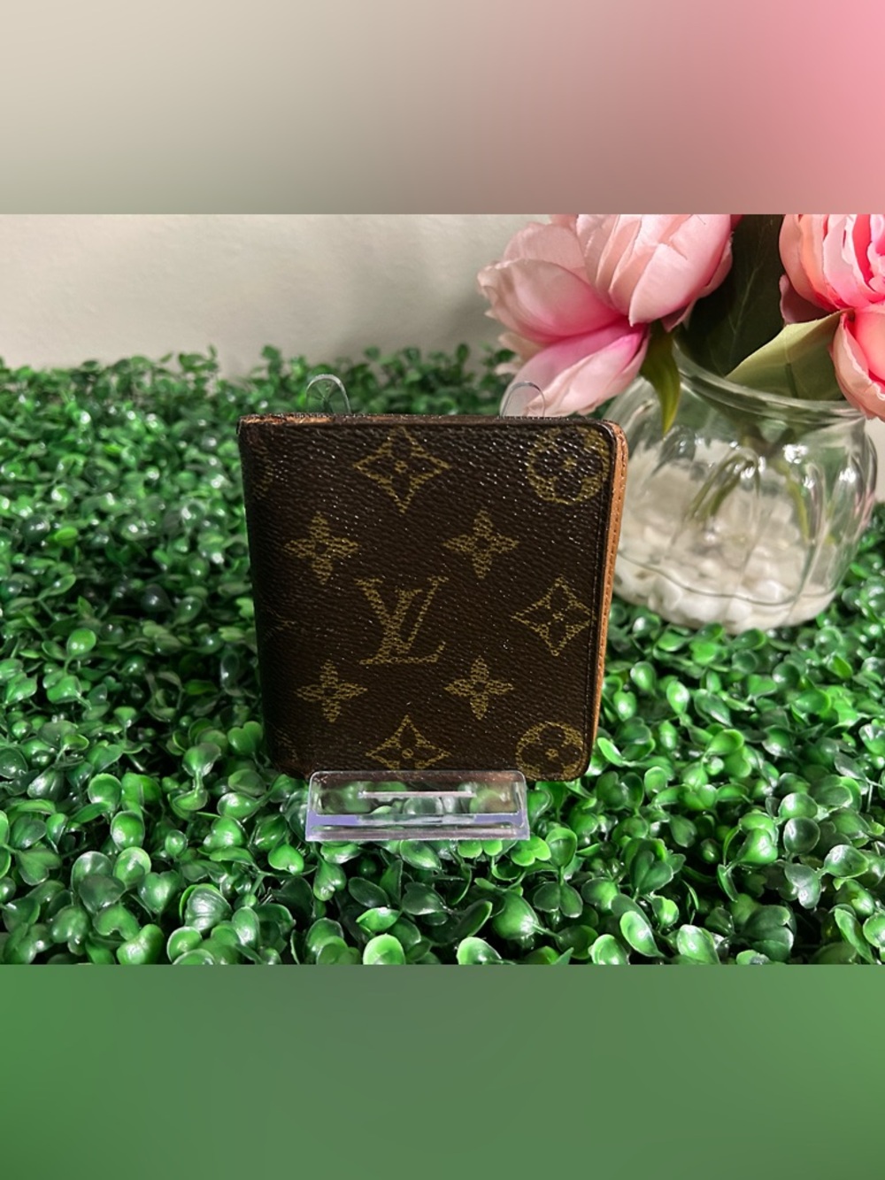 Authentic Louis Vuitton Vintage Monogram Bifold Wallet with ID Window